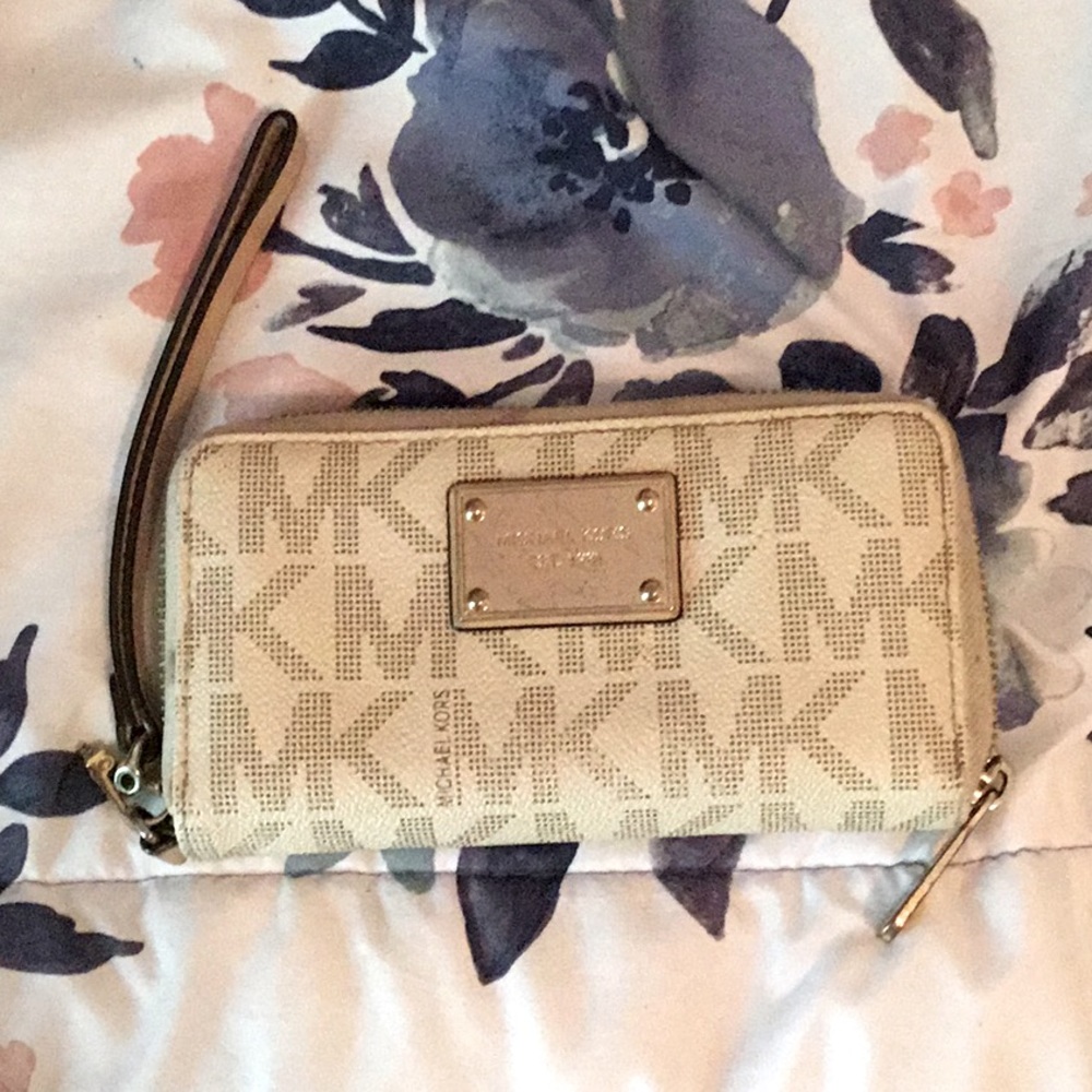 MK wallet